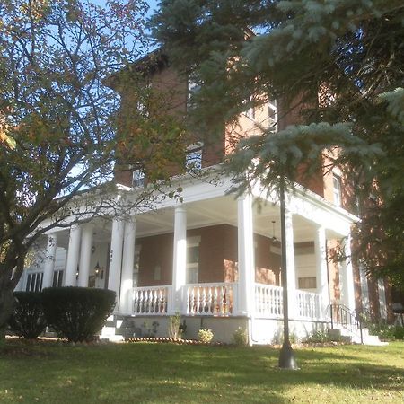 Inn At The Agora Lewiston Exterior photo